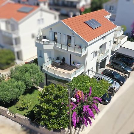Apartments Dumancic Biograd Na Moru Bagian luar foto