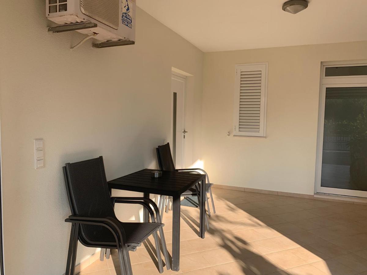 Apartments Dumancic Biograd Na Moru Bagian luar foto