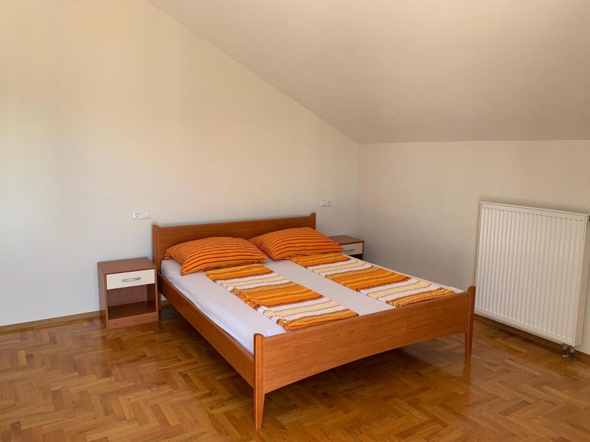 Apartments Dumancic Biograd Na Moru Bagian luar foto
