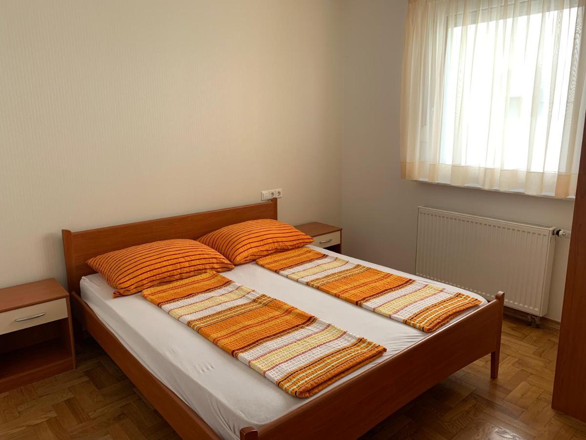 Apartments Dumancic Biograd Na Moru Bagian luar foto